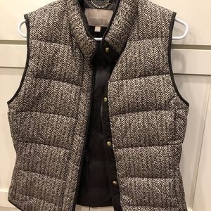Banana Republic puffer vest
